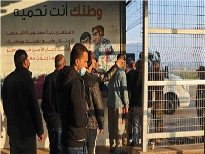 إسرائيل تغلق المعبر الوحيد أمام العمال والتجار مع غزة