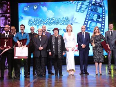 وزيرة الثقافة: المهرجان القومى للسينما محاور فاعل لتعظيم "الفن السابع"