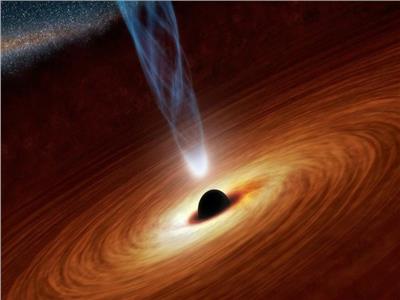 يبتلع كتلة بحجم الأرض كل ثانية”.. اكتشاف ثقب أسود أكبر من الشمس بمليارات المرات