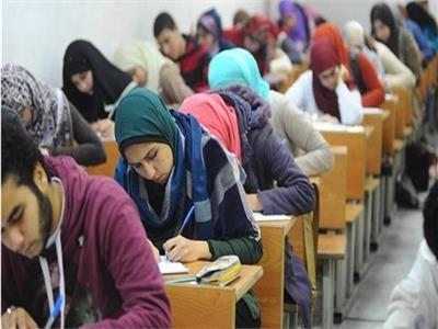 مطالب بإتاحة نماذج الإجابة للطلاب بعد سيطرة الغموض على امتحانات الثانوية العامة