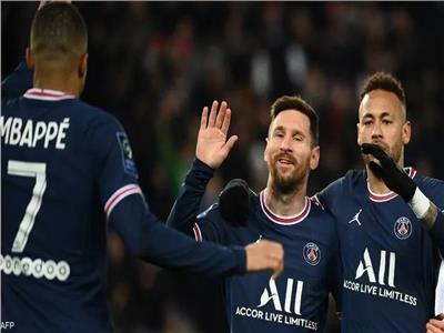 «الثلاثي الناري» يقود هجوم باريس أمام موناكو في الدوري الفرنسي