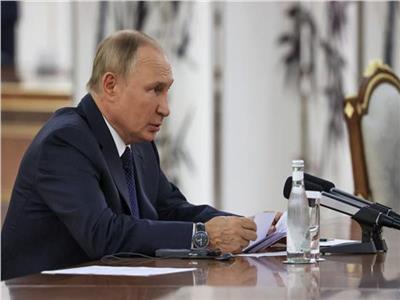 بوتين : النظام العالمي يتغير والعالم يتجه نحو التعددية القطبية