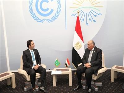 شكري يلتقي مع وزير خارجية باكستان ووزيرة التغير المناخي   