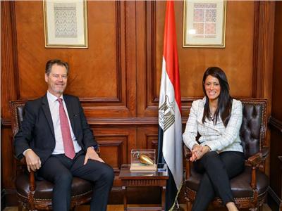 د. رانيا المشاط تبحث مع سفير مملكة إسبانيا بالقاهرة جهود تعزيز التعاون في مجال النقل المستدام 