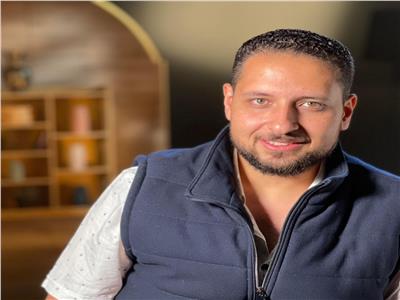 طارق العيسوي:عشت حالة من الروحانيات مع النقشبندي في «قيثارة السماء»