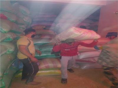  التموين .. استمرار الحملات على المضارب ومخازن الأرز      التحفظ على 80 طن أرز شعير داخل أحد ‏المخازن بالدلنجات.‏