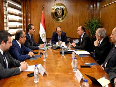 المجالس التصديرية لـ وزير الصناعة: 8 مقترحات و مطالب لزيادة الصادرات المصرية إلى 100 مليار دولار سنويًا