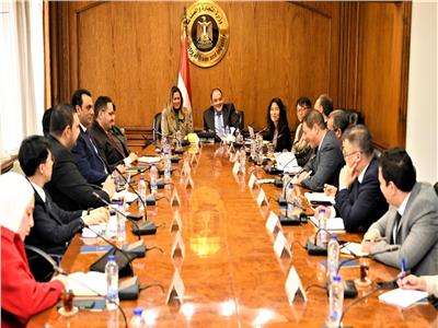 وزير التجارة: نقل تكنولوجيات المؤسسات العلمية بكوريا الجنوبية للصناعة المصرية