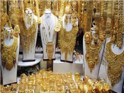 استقرار أسعار الذهب محليا .. وارتفاعه عالميا ببداية تعاملات الثلاثاء  