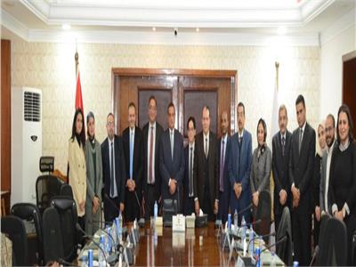وزير التنمية المحلية يستقبل وفد البنك الدولي لمتابعة آخر مستجدات برنامج التنمية المحلية بصعيد مصر 