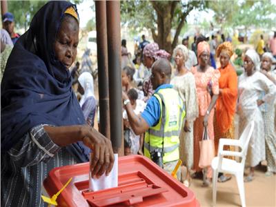 نيجيريا.. تعثر بدء التصويت في الانتخابات البرلمانية والرئاسية
