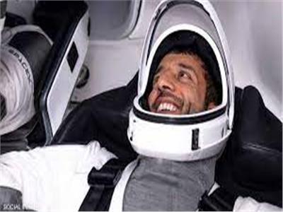 الرائد الإماراتي ينشر أول رسالة من الفضاء 