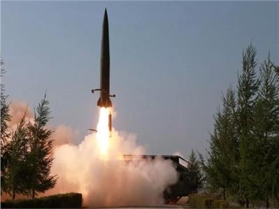 كوريا الشمالية تطلق صاروخا باليستيا قطع مسافة 800 كيلومتر وسقط في بحر اليابان