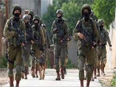 جيش الإحتلال الإسرائيلي يقتحم مخيم «عقبة جبر» في أريحا ويعتقل فلسطينيا