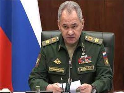 وزير الدفاع الروسي: قوات كييف قلصت من هجماتها بعد خسائرها الفادحة