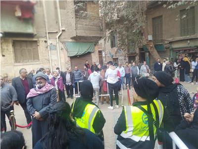 الانتخابات الرئاسية| إقبال كثيف من النساء والشباب للأدلاء بصوتهم بالسيدة عائشة 