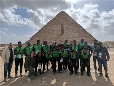 جولة سياحية بالأهرامات للفرق المُشاركة في بطولة كأس أفريقيا لكرة اليد