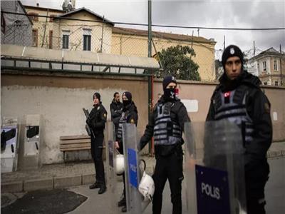 القاهرة تدين حادث إطلاق النار أمام إحدي المحاكم بإسطنبول