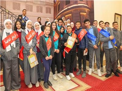 تعليم القاهرة ينظم زيارة إلى متحف البريد لطلاب المدراس