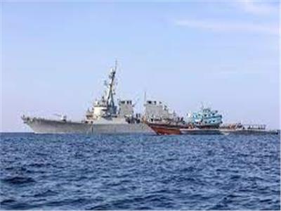 «البحرية الهندية» تنقذ21 من طاقم سفينة بعد تعرضها لهجوم حوثي 