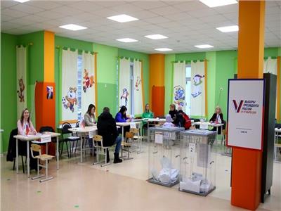 اختتام الانتخابات الرئاسية الروسية بنسبه تصويت 70.81% 