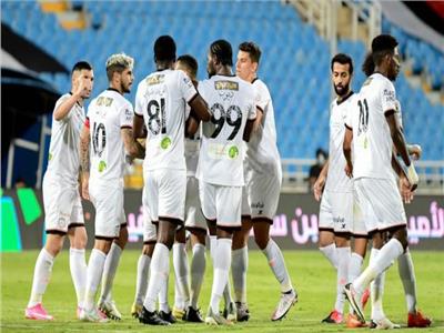 تشكيل الشباب المتوقع أمام الرياض في الدوري السعودي