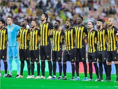 اتحاد جدة يواجه الوحدة لإنقاذ موسمه في كأس السوبر السعودي