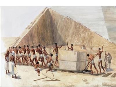  خبير آثار: «بردية وادي الجُرف» أثبتت أن المصريين هم بناة الأهرامات