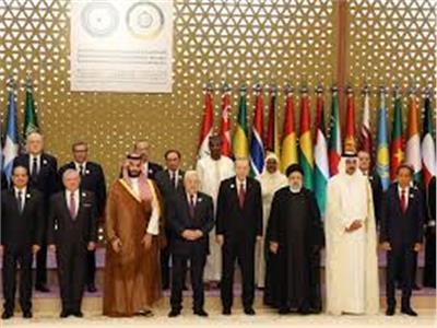 انطلاق القمة العربية الـ 33 بالبحرين.. 16 مايو
