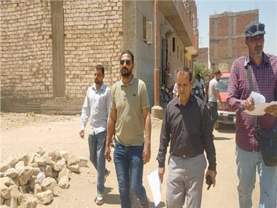بينها "طرق الأبواب".. محافظ أسيوط يوجه بتكثيف حملات توعية المواطنين لتقنين الأوضاع