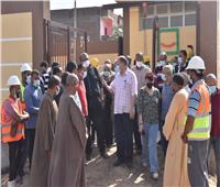 محافظ أسيوط يتفقد اعمال تنفيذ مشروع محطة رفع صرف صحى قرية نزلة باخوم 