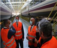 الوزير يتابع إنتاج 6 قطارات جديدة في إسبانيا 
