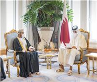 رسالة خطية من سلطان عُمان لأمير قطر حول العلاقات الثنائية