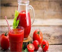 تناول عصير الطماطم يوميا يحمى الجسم من العديد من الأمراض