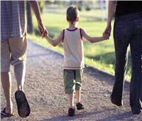 كفالة الأسر البديلة.. رعاية وأمان وإيد أمينة 