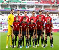 منتخب مصر بقميصه الأحمر أمام الجزائر غدًا 