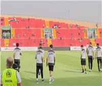 منتخب مصر يصل ملعب «رودمي أدجيا» لمواجهة نيجيريا 