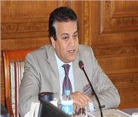 خالد عبدالغفار : مصر تستقبل 3 ملايين و 999 ألف جرعة من لقاح «استرازينيكا» من المملكة المتحدة