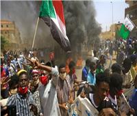 السودان .. عشرات الإصابات في احتجاجات قرب القصر الرئاسي