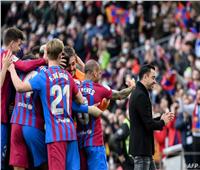 القنوات الناقلة لمباراة برشلونة ونابولي في الدوري الأوروبي 
