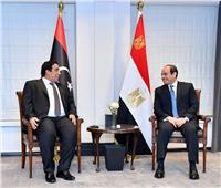 السيسي يلتقي بالمنفي و يؤكد على ثوابت مصر في الحفاظ على وحدة الأراضي الليبية 