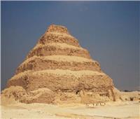 خبير آثار: مصر بها 138 هرمًا أقدمها «الهرم المدرج»| صور