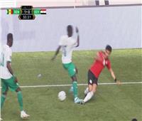 مصطفي غربال يتجاهل طرد لاعب السنغال