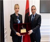 السفير المصري في تيرانا يلتقي وزيرة الزراعة الألبانية