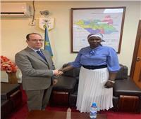 السفير المصري في جوبا يلتقي وزيرة الثقافة بجنوب السودان