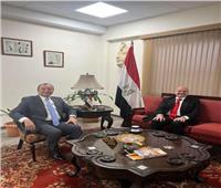 السفير المصري في بنما يلتقي المدير العام للمنطقة الحرة في مدينة كولون