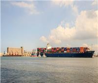 «ميناء دمياط البحري» يستقبل 6 سفن ويشهد مغادرة مثلها