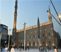 الحكومه تنفي صحة إصدار وزارة الأوقاف قراراً بإسناد إدارة مسجد  الحسين  لجهة  خاصة