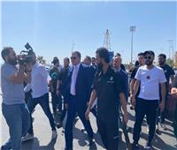 ليبيا : الدبيبة يتجول فى طرابلس عقب مغادرة باشاغا