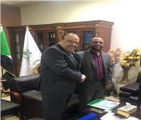 سفير مصر في الخرطوم يلتقي وزير الصحة السوداني
